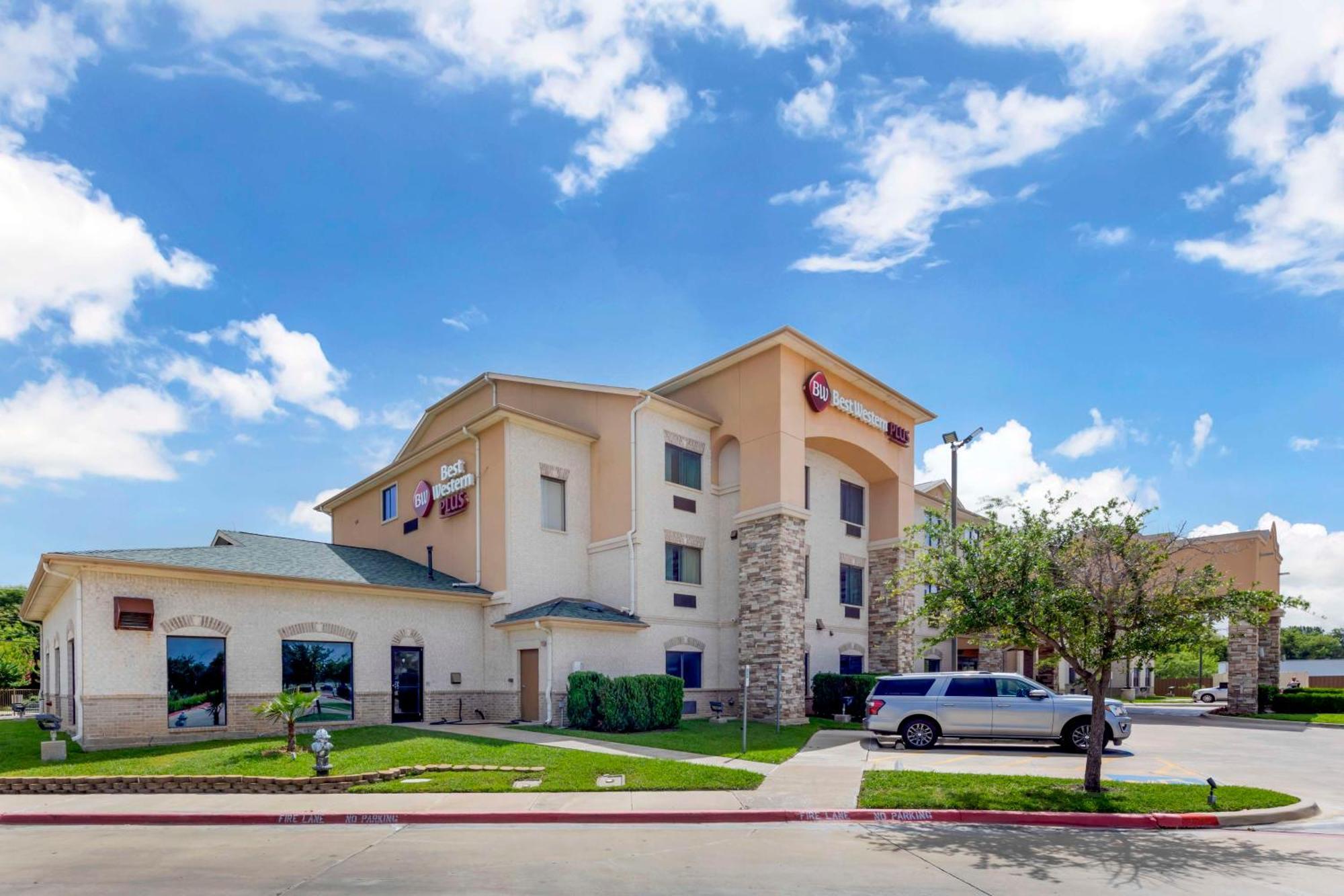 Best Western Plus Burleson Inn & Suites Ngoại thất bức ảnh