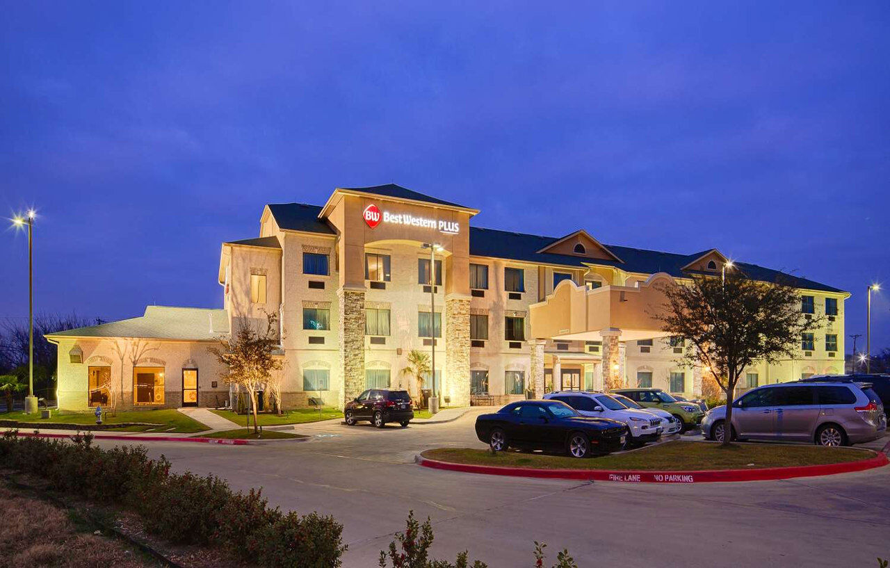 Best Western Plus Burleson Inn & Suites Ngoại thất bức ảnh